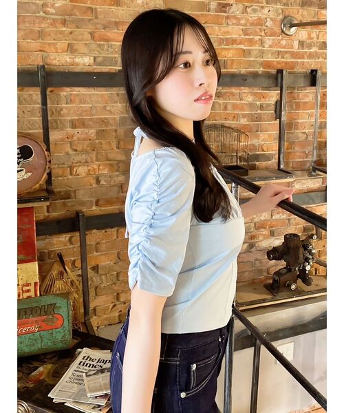 dazzlin(ダズリン)の「フロントホックタイトカットトップス(Tシャツ/カットソー・レディース・オフホワイト/グレー/ブルー/ブラック・FREE)」の22枚目の写真