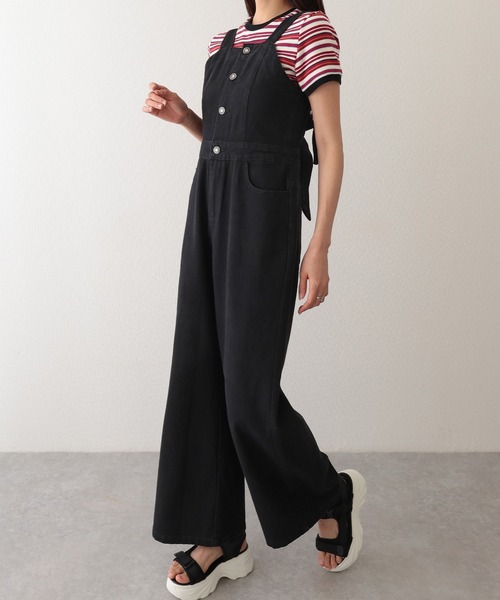 Lace Ladies(レースレディース)の「バックリボン ワイド フレア デニム サロペット(サロペット/オーバーオール・レディース・ライトブルー/ブラック/ブルー・L/M)」の7枚目の写真