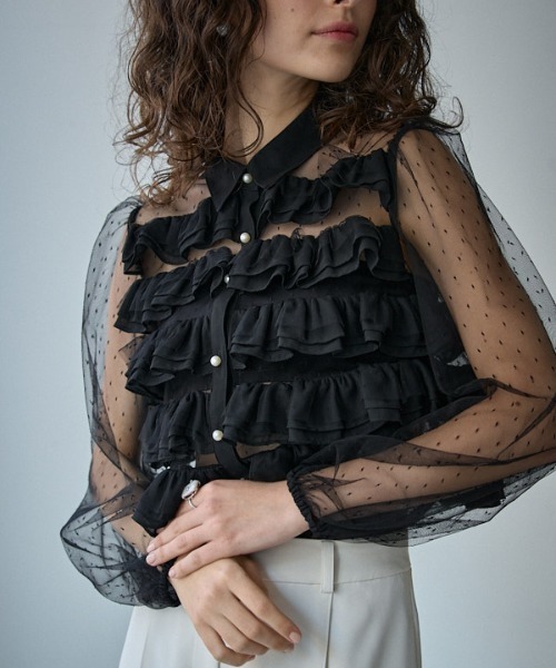 ERADIE(エラディエ)の「Dot tulle border frills blouse ドットチュールボーダーフリルブラウス(シャツ/ブラウス・レディース・アイボリー/ブラック・FREE)」の14枚目の写真