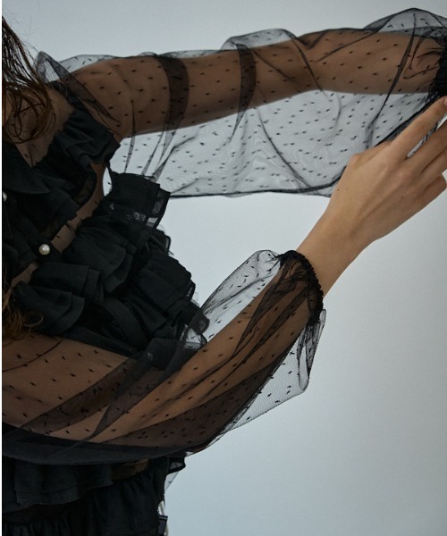 ERADIE(エラディエ)の「Dot tulle border frills blouse ドットチュールボーダーフリルブラウス(シャツ/ブラウス・レディース・アイボリー/ブラック・FREE)」の15枚目の写真