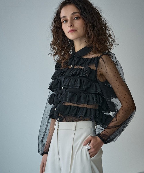 ERADIE(エラディエ)の「Dot tulle border frills blouse ドットチュールボーダーフリルブラウス(シャツ/ブラウス・レディース・アイボリー/ブラック・FREE)」の10枚目の写真