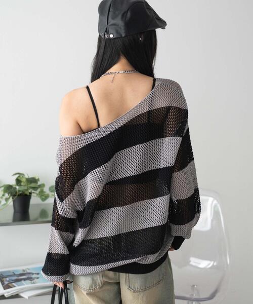 WEGO（ウィゴー）の「WEGO/オフショルメッシュニット（ニット/セーター・レディース・ブラック系その他5/グレー系その他5・FREE）」の4枚目の写真