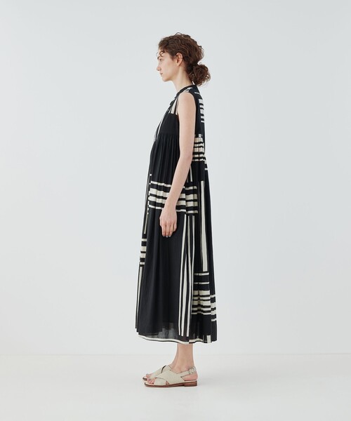 GALERIE VIE（ギャルリー ヴィー）の「□ランドレイヤープリント