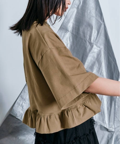 W:Huku（フーク）の「ハーフスリーブ フリルTシャツ（Tシャツ/カットソー・レディース・オフホワイト/ライトブラウン/ブラック/チャコール・FREE）」の12枚目の写真