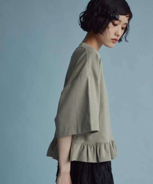 W:Huku(フーク)の「【新色追加】【W:Huku / シルキータッチコットン】ハーフスリーブ フリル ショート Tシャツ / 半袖 ハーフスリーブ / Cotton Half-Sleeve Ruffle T-Shirt(Tシャツ/カットソー・レディース・オフホワイト/ライトブラウン/ブラック/チャコール/グリーン系その他/ブルー・FREE)」の10枚目の写真
