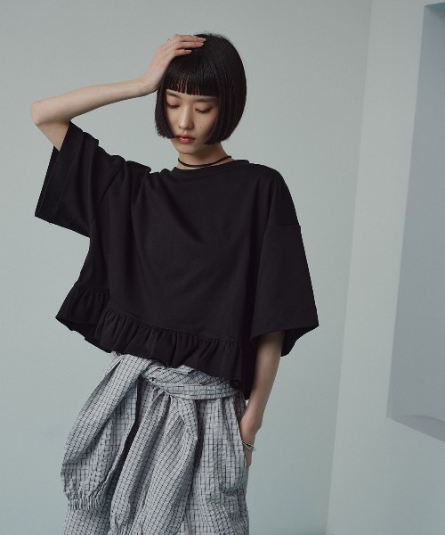 W:Huku(フーク)の「【新色追加】【W:Huku / シルキータッチコットン】ハーフスリーブ フリル ショート Tシャツ / 半袖 ハーフスリーブ / Cotton Half-Sleeve Ruffle T-Shirt(Tシャツ/カットソー・レディース・オフホワイト/ライトブラウン/ブラック/チャコール/グリーン系その他/ブルー・FREE)」の11枚目の写真