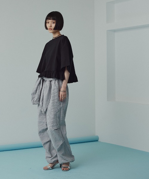 W:Huku(フーク)の「【新色追加】【W:Huku / シルキータッチコットン】ハーフスリーブ フリル ショート Tシャツ / 半袖 ハーフスリーブ / Cotton Half-Sleeve Ruffle T-Shirt(Tシャツ/カットソー・レディース・オフホワイト/ライトブラウン/ブラック/チャコール/グリーン系その他/ブルー・FREE)」の18枚目の写真
