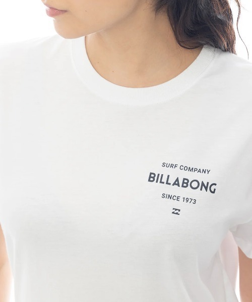 BILLABONG（ビラボン）の「【BILLABONG WOMENS/ビラボンウィメンズ】25SS SQUARE LOGO BOY FIT TEE/半袖バックプリントロゴTシャツ（Tシャツ/カットソー・レディース・ホワイト/ブラック/ホワイト系その他/ブルー系その他・MEDIUM）」の9枚目の写真
