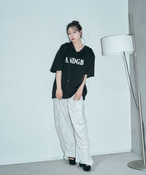 ANDGEEBEE（アンジービー）の「UNISEX ポンチプルパーカー（パーカー・レディース・グレー/ブラック・FREE）」の19枚目の写真