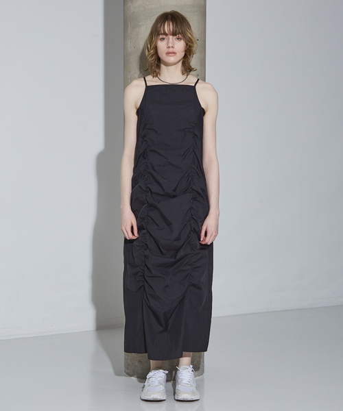 NOMINE（ノミネ）の「ギャザー キャミワンピース（ワンピース・レディース・ブラック/カーキ/オフホワイト・フリー）」の22枚目の写真