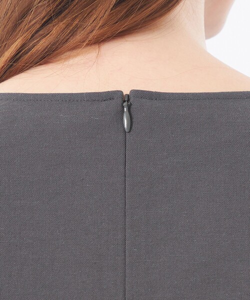 MACKINTOSH PHILOSOPHY（ﾏｯｷﾝﾄｯｼｭ ﾌｨﾛｿﾌｨｰ）の「【2025年春夏モデル】DRY OXFORD ブラウス（シャツ/ブラウス・レディース・ベージュ/ダークネイビー/オフホワイト/チャコールグレー/グレー系その他/カーキ・36/38/34）」の11枚目の写真