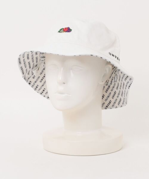 FRUIT OF THE LOOM(フルーツオブザルーム)の「FTL REVERSIBLE BUCKET HAT / バケットハット リバーシブル / ユニセックス ジェンダーレス / 帽子(ハット・メンズ・ホワイト/ブラック・FREE)」の1枚目の写真