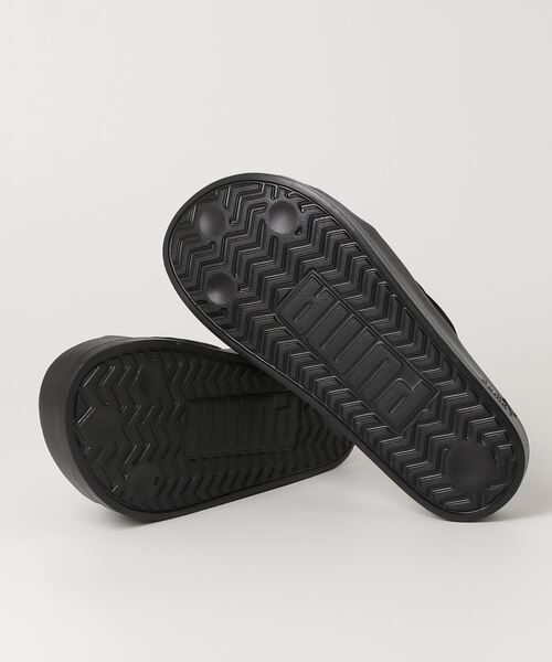 PUMA(プーマ)の「PUMA WINS LEADCAT PLATFORM SANDAL ウィメンズリードキャットプラットフォームサンダル(サンダル・レディース・ブラック/サンドベージュ・23cm/24cm/25cm)」の3枚目の写真
