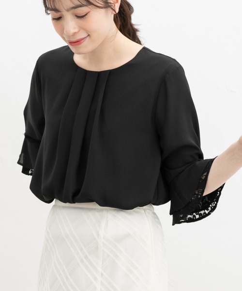 Honeys(ハニーズ)の「6分袖レース使いブラウス(シャツ/ブラウス・レディース・グレイッシュベージュ/ブラック/クリーム/ホワイト/ラベンダー・3L/L/LL/M/S)」の2枚目の写真