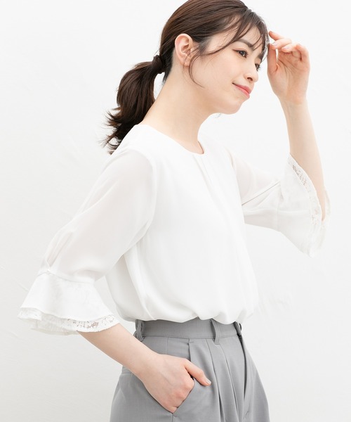 Honeys(ハニーズ)の「6分袖レース使いブラウス(シャツ/ブラウス・レディース・グレイッシュベージュ/ブラック/クリーム/ホワイト/ラベンダー・3L/L/LL/M/S)」の17枚目の写真