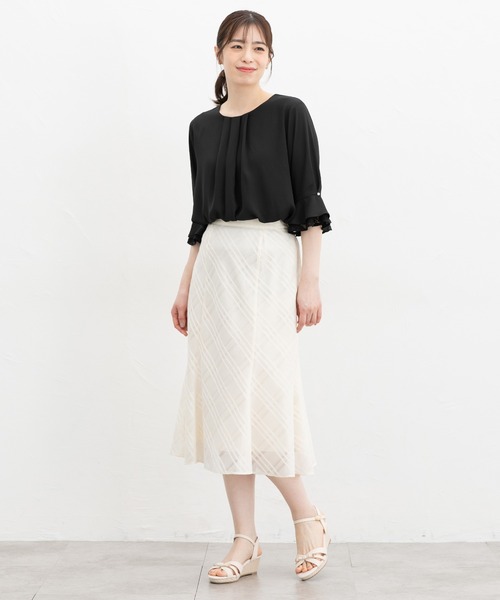 Honeys(ハニーズ)の「6分袖レース使いブラウス(シャツ/ブラウス・レディース・グレイッシュベージュ/ブラック/クリーム/ホワイト/ラベンダー・3L/L/LL/M/S)」の19枚目の写真