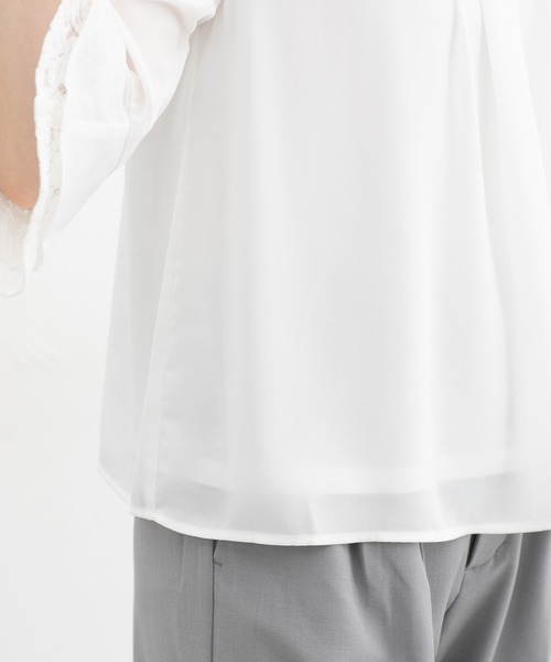 Honeys(ハニーズ)の「6分袖レース使いブラウス(シャツ/ブラウス・レディース・グレイッシュベージュ/ブラック/クリーム/ホワイト/ラベンダー・3L/L/LL/M/S)」の14枚目の写真