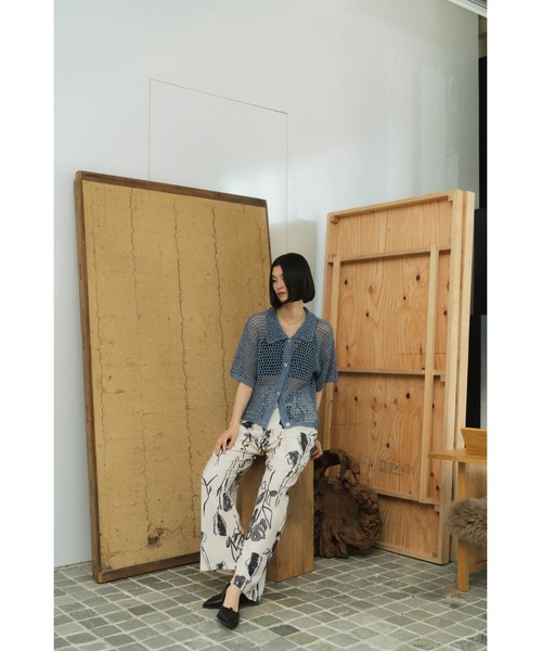 Knuth Marf（クヌースマーフ）の「crochet knit shirt（シャツ/ブラウス・レディース・ブルー/ブラック・FREE）」の6枚目の写真