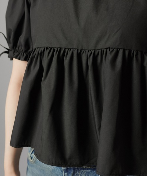 SPINNS（スピンズ）の「【2WAY】半袖ブラウス/パフスリーブ/シャーリングリボン（シャツ/ブラウス・レディース・オフホワイト・ONESIZE）」の21枚目の写真