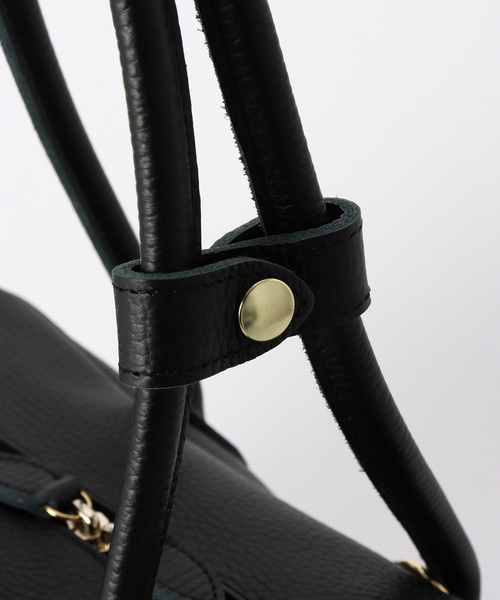 IENA(イエナ)の「YOUNG&OLSEN/ヤングアンドオルセン EMBOSSED LEATHER M バッグ YO2501-GD028(ショルダーバッグ・レディース・ブラック/ブラウン/ベージュ・FREE)」の18枚目の写真