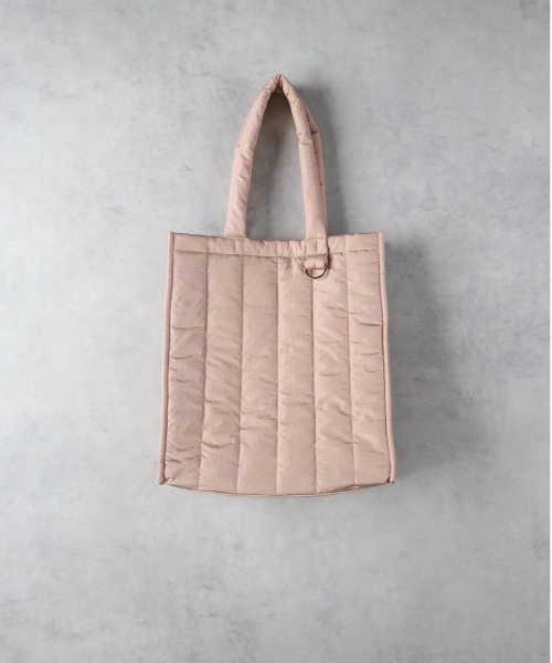 Right-on（ライトオン）の「【HONEYSUCKLE ROSE】キルティングトートバッグ（トートバッグ・レディース・ブラック/オフホワイト/ピンク・ONE SIZE）」の8枚目の写真