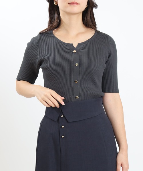 TRUDEA（トルディア）の「スリットネックフェイクリブニット（ニット/セーター・レディース・ホワイト×ブラック/ホワイト×ネイビー/ネイビー/ホワイト/ブラウン/ワイン/チャコールグレー/ブラック・MEDIUM/LARGE）」の17枚目の写真