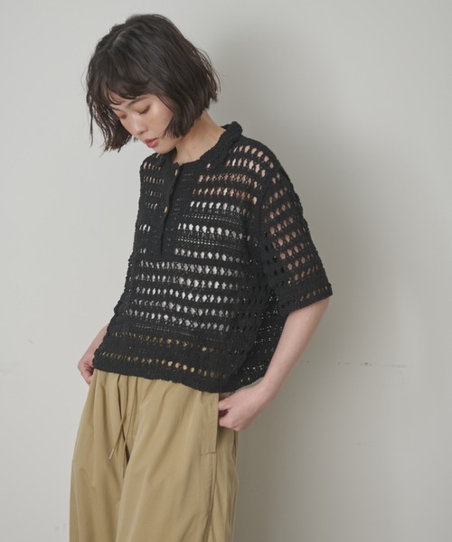 full/fill.(フルフィル)の「ハーフスリーブクロシェレーストップス(ポロシャツ・レディース・ナチュラル/ブラックミックス/ブラック・FREE)」の15枚目の写真