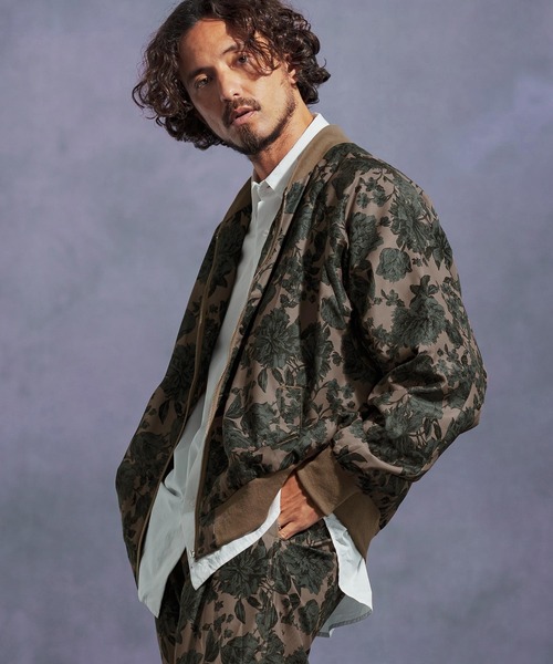 Jih Nunc（ジーヌンク）の「mj10895-フラワー総柄ラグランスリーブブルゾン（ブルゾン・メンズ・ベージュ/ブラック・L/M/S）」の12枚目の写真