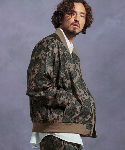 Jih Nunc（ジーヌンク）の「mj10895-フラワー総柄ラグランスリーブブルゾン（ブルゾン・メンズ・ベージュ/ブラック・L/M/S）」の13枚目の写真