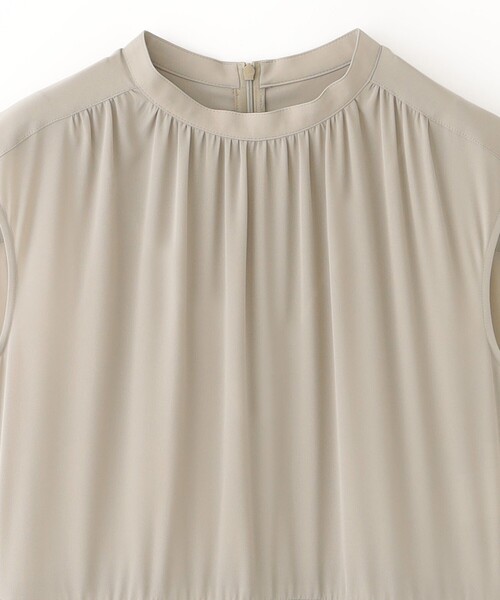 MACKINTOSH PHILOSOPHY(マッキントッシュ フィロソフィー)の「スタンドカラーギャザーワンピース(ワンピース・レディース・ブラック/ベージュ・38)」の4枚目の写真