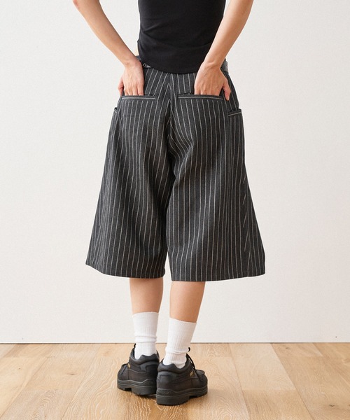 ASSORT CROSS TUCK BAGGY SHORTS / アソートクロスタックバギー