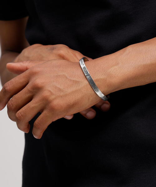 AVIREX(アヴィレックス)の「《AVIREX × J.H.M CO.,LTD.》50th HALF DOLLAR BANGLE / 50周年 ハーフ ダラー バングル / アヴィレックス / JAM HOME MADE / ジャムホームメイド(ブレスレット・メンズ・シルバー・FREE)」の3枚目の写真
