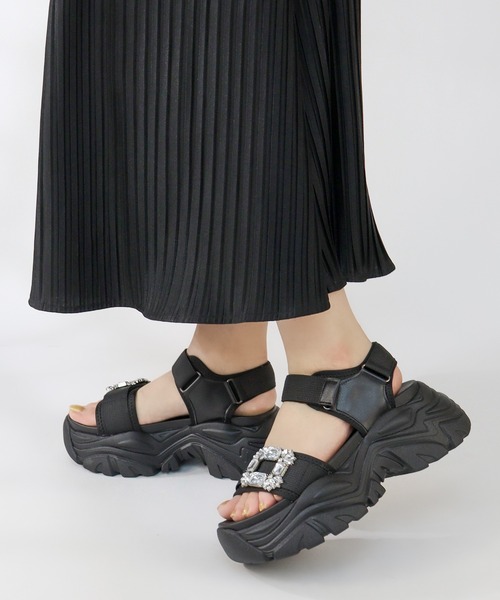 LOVEHUNTER(ラブハンター)の「LOVE HUNTER / ビジューバックル厚底(バルキー)スポーツサンダル (1683)(サンダル・レディース・ブラック/ホワイト・L/M/S/LL/SS)」の7枚目の写真