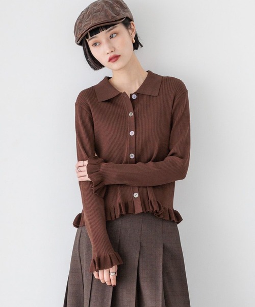 LOWRYS FARM(ローリーズファーム)の「スソフリルカーディガンLS 577229(ニット/セーター・レディース・ブラック/ベージュ/ブラウン/グレー/レッド/ピンク・FREE)」の4枚目の写真