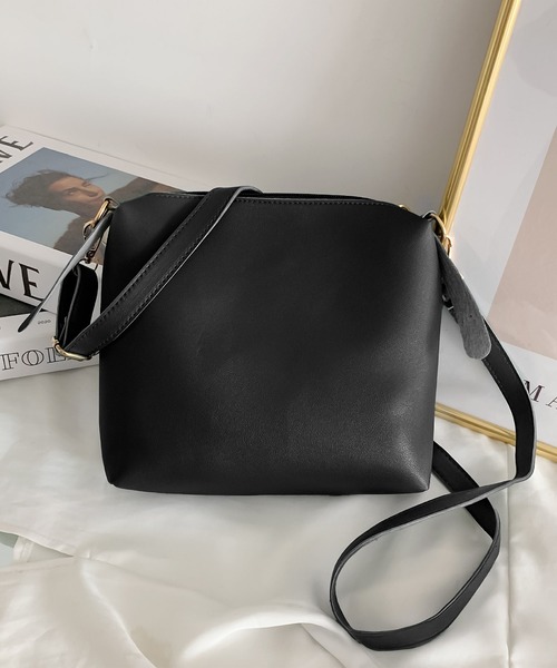 blackdia ocean(ブラックダイヤオーシャン)の「blackdia ocean PUレザーバッグ 3点セット(ハンドバッグ・レディース・ブラウン/ブラック/アイボリー・FREE)」の16枚目の写真