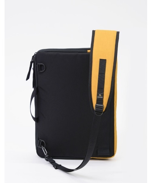 master-piece（マスターピース）の「master-piece / squared スリングバッグ / No.224103（ショルダーバッグ・メンズ・ブラック/イエロー・FREE）」の10枚目の写真