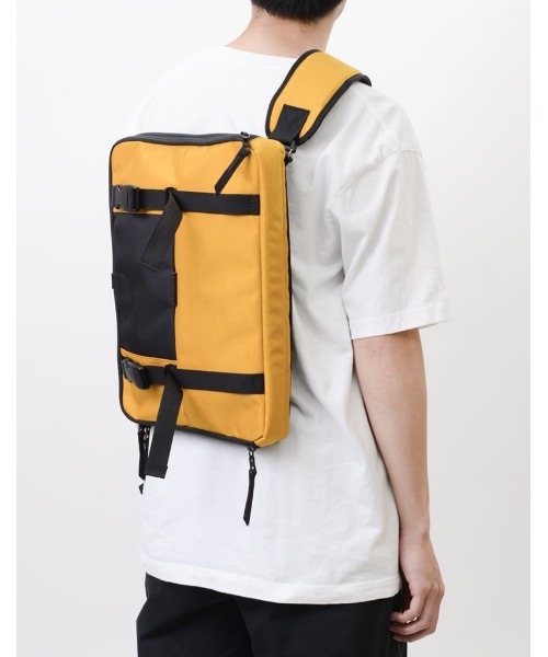 master-piece（マスターピース）の「master-piece / squared スリングバッグ / No.224103（ショルダーバッグ・メンズ・ブラック/イエロー・FREE）」の13枚目の写真