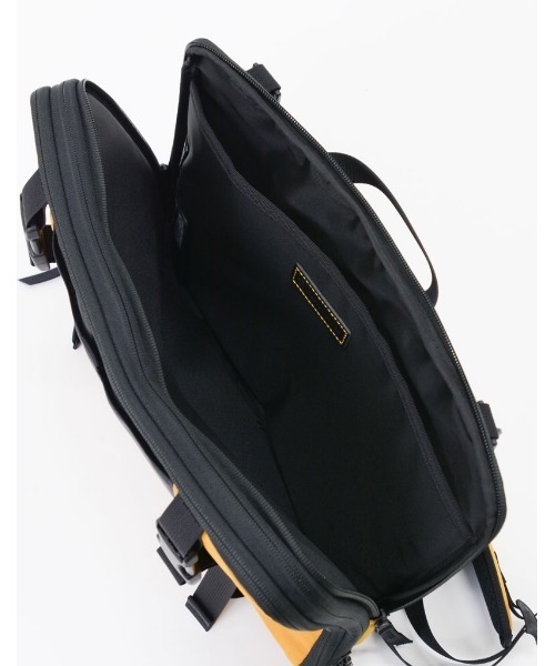 master-piece（マスターピース）の「master-piece / squared スリングバッグ / No.224103（ショルダーバッグ・メンズ・ブラック/イエロー・FREE）」の5枚目の写真