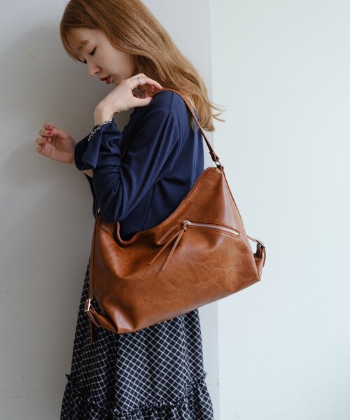 Kastane（カスタネ）の「【A4サイズ】サイドベルトショルダーBAG（ショルダーバッグ・レディース・ダークブラウン/グレー/ブラック・FREE）」の13枚目の写真