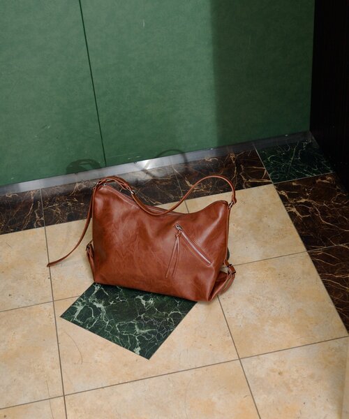 Kastane（カスタネ）の「【A4サイズ】サイドベルトショルダーBAG（ショルダーバッグ・レディース・ダークブラウン/グレー/ブラック・FREE）」の19枚目の写真