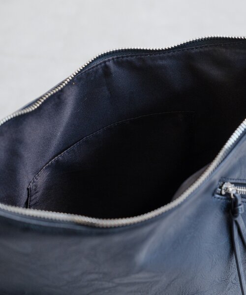 Kastane（カスタネ）の「【A4サイズ】サイドベルトショルダーBAG（ショルダーバッグ・レディース・ダークブラウン/グレー/ブラック・FREE）」の21枚目の写真