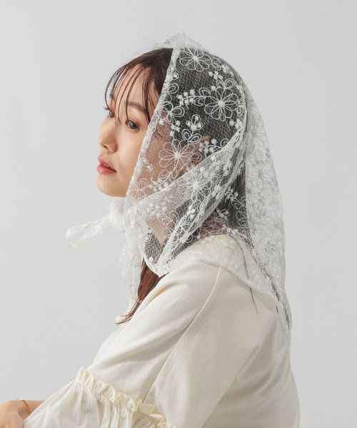 GLOBAL WORK（グローバルワーク）の「マルチレース三角スカーフ/577286（ストール/ショール・レディース・ホワイト/オフホワイト・FREE）」の5枚目の写真