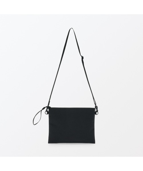 無印良品(ムジルシリョウヒン)の「ポーチとしても使える 撥水サコッシュ(ショルダーバッグ・レディース・ダークブラウン系/ラベンダー/チャコールグレー/ブラック/ライトベージュ/ネイビー系・FREE)」の21枚目の写真