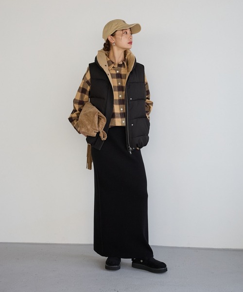 BAYFLOW（ベイフロー）の「[2WAYで履ける]バックルファークロッグ（スリッポン・レディース・ブラック/ベージュ・MEDIUM/LARGE）」の20枚目の写真