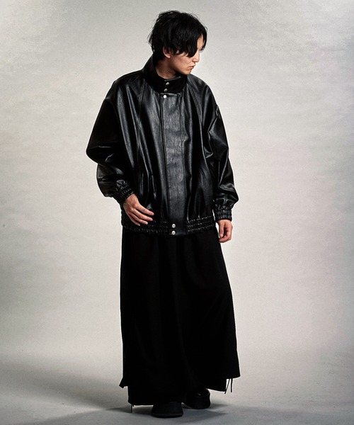 NO ID.（ノーアイディ）の「【NO ID.】Synthetic Leather Big Track Blouson / シンセティック レザー ビッグ トラック ブルゾン（ブルゾン・メンズ・ブラック・ONE SIZE）」の5枚目の写真