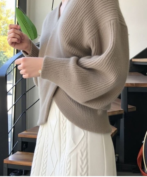 cammie(キャミー)の「フロントクロスデザインニット(ニット/セーター・レディース・ブラック/ベージュ/グレー・F)」の13枚目の写真