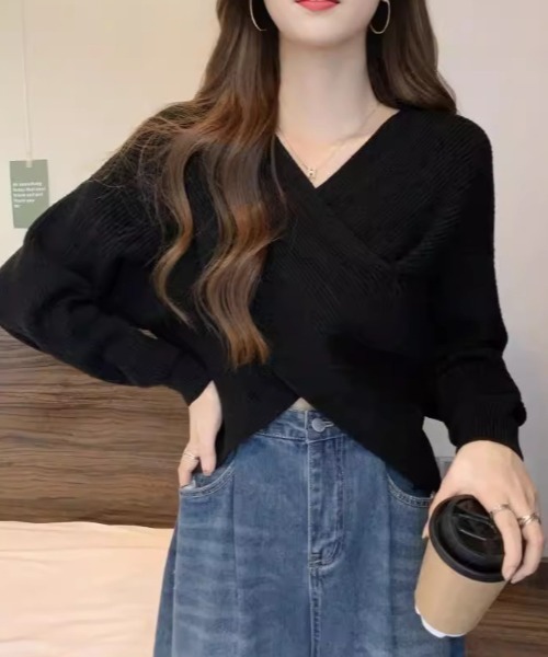 cammie(キャミー)の「フロントクロスデザインニット(ニット/セーター・レディース・ブラック/ベージュ/グレー・F)」の4枚目の写真
