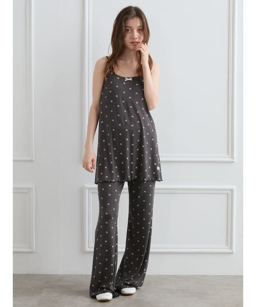 針抜きリボン柄カップインキャミソール（ルームウェア/パジャマ