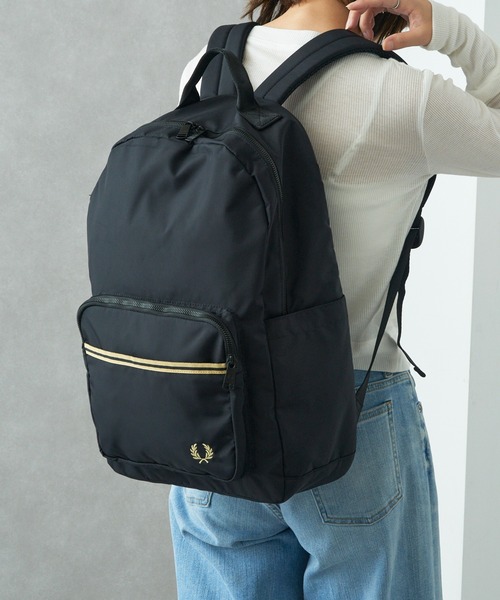 FRED PERRY(フレッドペリー)の「【FRED PERRY】TIPPED TAPE BACKPACK L2807(バックパック/リュック・レディース・ブラック・FREE)」の4枚目の写真