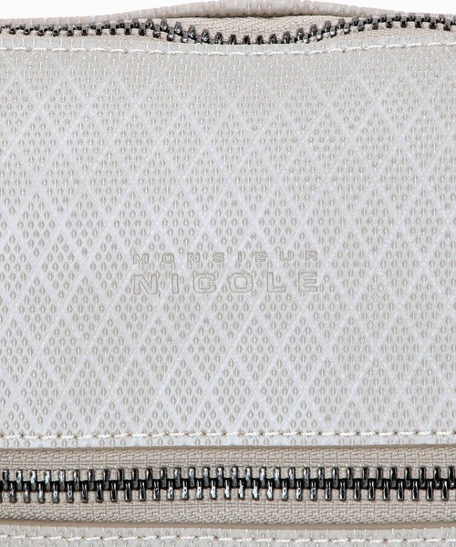 MONSIEUR NICOLE（ムッシュニコル）の「レザーショルダーバッグ（ショルダーバッグ・メンズ・ブラック/ライトグレー・FREE）」の7枚目の写真